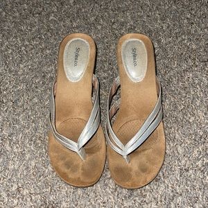 Style & CO. Sliver wedge flip flops size 8.5